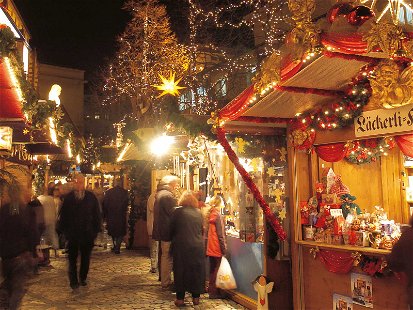Der Weihnachtsmarkt in Basel gilt als einer der schönsten und grössten der Schweiz.