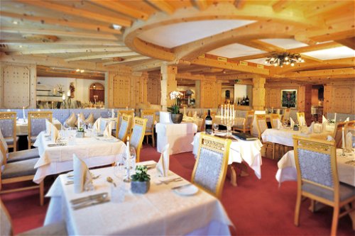 Ganz im Osten des Engadins – in Samnaun – befindet sich das Restaurant und Hotel »Homann«, das den Ort auf die Landkarten der Gourmets gebracht hat.