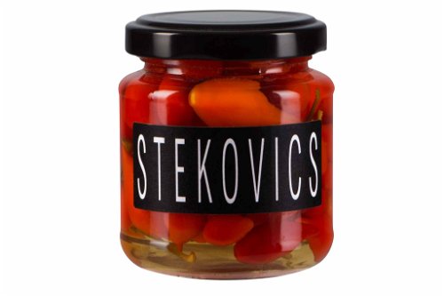 STEKOVICS – Gänseschnabel Chili 130g EUR 9,45 Erich Stekovics ist Österreichs Paradeiser-Kaiser und Chili-König. Eine seiner Spezialitäten ist die Gänseschnabel – eine sehr intensive, aromatische, aber im Geschmack doch milde Chili-Art. Diese auch unter den Haubenköchen beliebte Rarität wird in einem Beerenauslese-Essig eingelegt, der ihr süßes Aroma noch mehr betont. Die perfekte Ergänzung zu allen kalten Speisen.