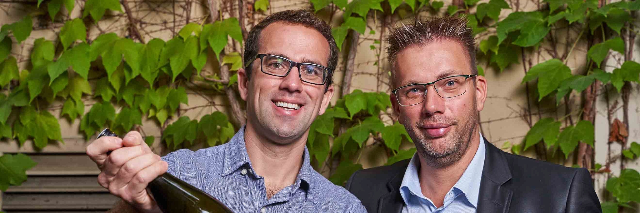 Schlossquadrat-Trophy Finalist Daniel Jungmayr und Jürgen Geyer, Geschäftsführer der Schlossquadrat Gastronomiebetriebe.