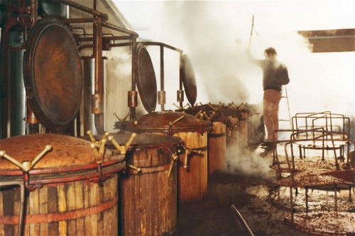 Der Destillationsprozess hat sich bei Nonino seit Jahrzehnten kaum verändert.