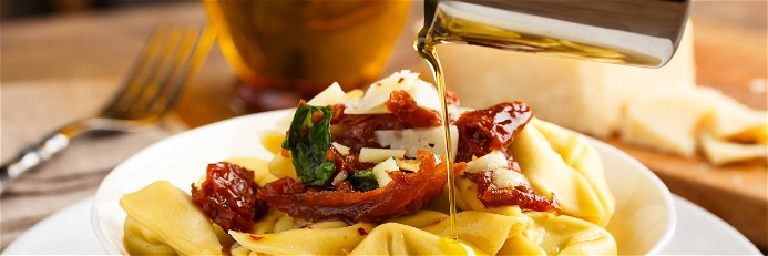 Olivenöl eignet sich sehr gut zum Verfeinern von Speisen