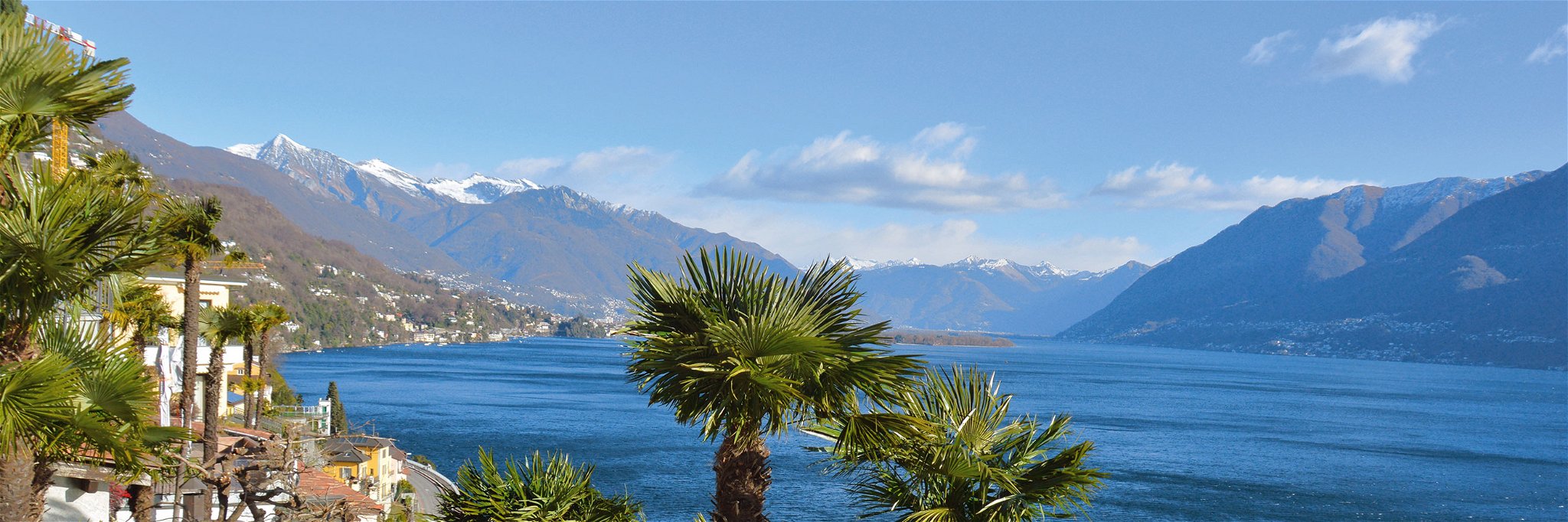 Atemberaubend: Blick über den Lago Maggiore, der über die Grenze nach Italien verläuft.
