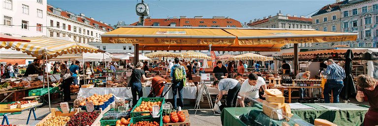 Der Karmelitermarkt ist einer der hippsten Märkte in Wien. Die Bioprodukte der regionalen Bauern lassen keine Wünsche offen.