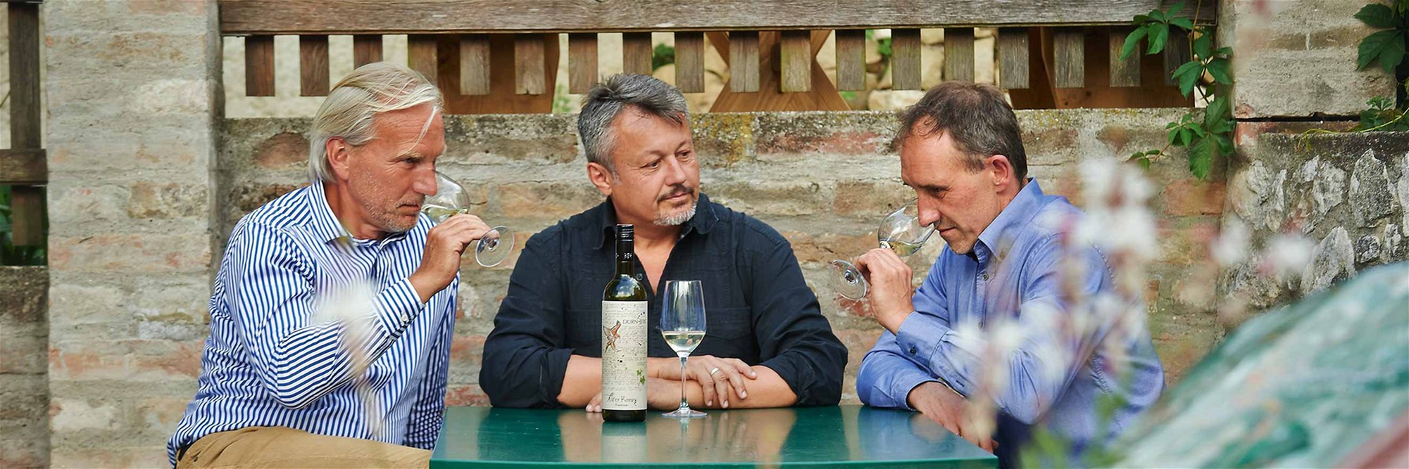 Das Falkenstein-Trio Georg Klein, Christoph Körner und Matthias Marchesani (v. l.) holte mit »Alte Reben« den Grüner Veltliner Grand Prix 2020 ins Weinviertel.
