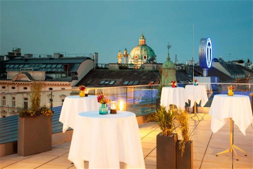 »Das Triest« gehört zu den Pionieren der Wiener Design-Hotels und hat schon zahlreiche Stars beherbergt. Von der Terrasse hat man einen herrlichen Blick über die Dächer der Stadt.