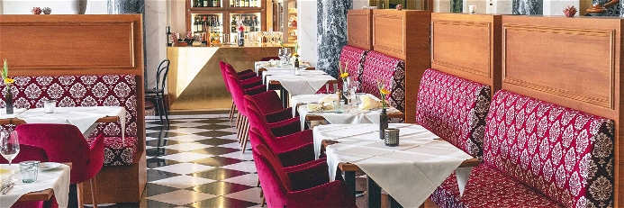 Erinnert an das «Hotel Sacher» in Wien: das Luzerner «Restaurant Franz».