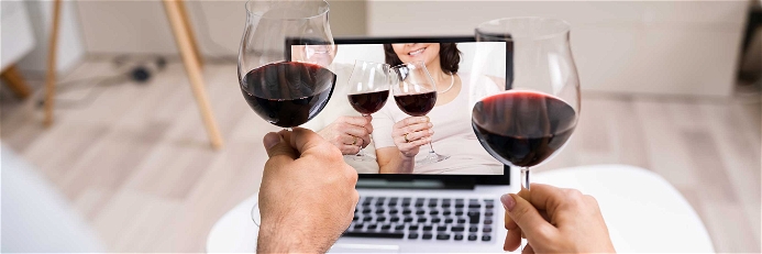 Wein wird immer häufiger zu Hause getrunken.