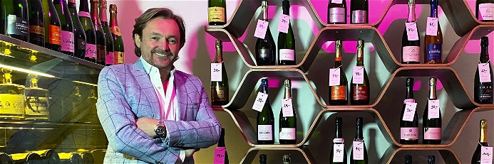 Inhaber Friso Schopper eröffnete 2018 die »Dosage Bar á Champagne«.