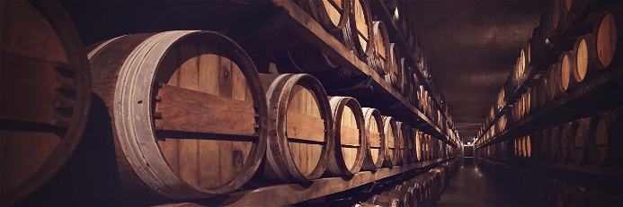 630 Weinfässer zu jeweils durchschnittlich 20.000 Euro wurden versteigert.