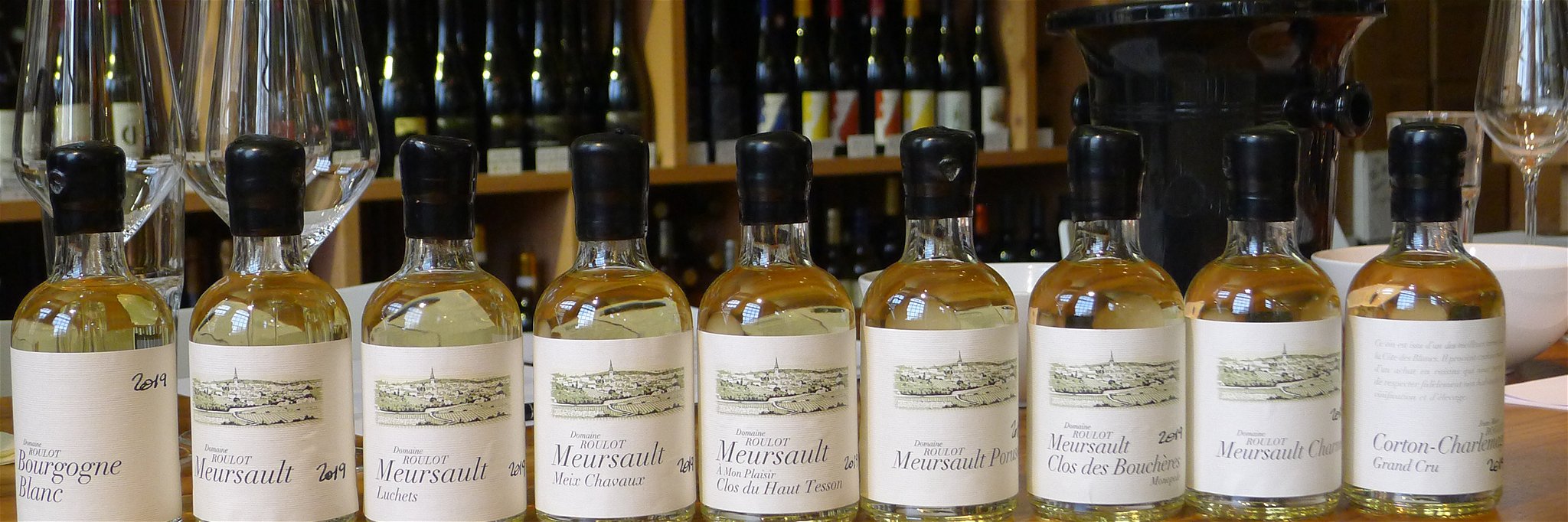 Der Flaschenpreis für die Premier Crus aus Meursault beträgt 300 bis 400 Euro.