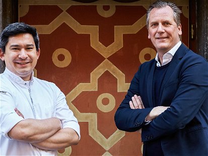 Tohru Nakamura und Marc Uebelherr bilden die kulinarische Doppelspitze für die »Schreiberei«.
