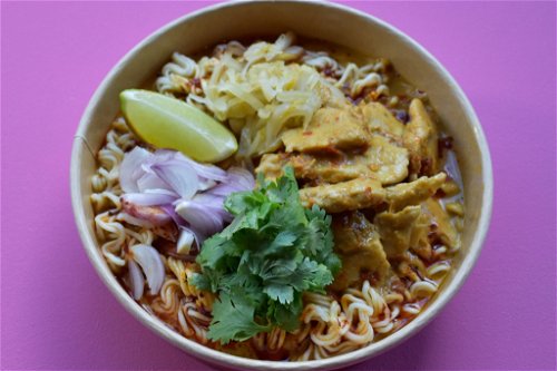 Curry Noodles mit Huhn