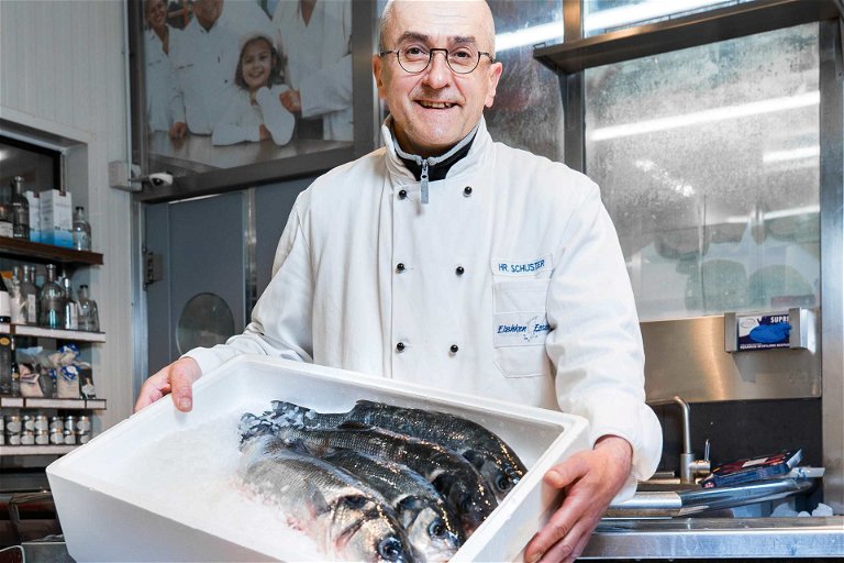 Beantwortet für den Falstaff die wichtigsten Fragen: Norbert Schuster von Österreichs renommiertestem Fischimporteur »Eishken Estate«.