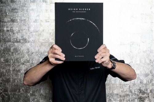 Heiko Nieder mit seinem ersten Kochbuch «The Restaurant – Das Kochbuch»