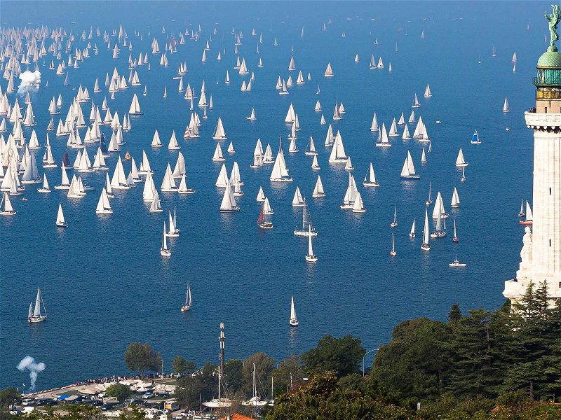 The famous Barcolana in the Gulf of Trieste with more than 2,500 boats is one of the world's greatest regattas.