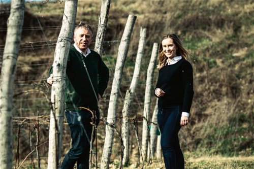 2003 erfüllte sich Rainer Wess in Krems den Traum vom eigenen Weingut. Inzwischen arbeiten auch Tochter Christina und Sohn David im Betrieb mit.&nbsp;