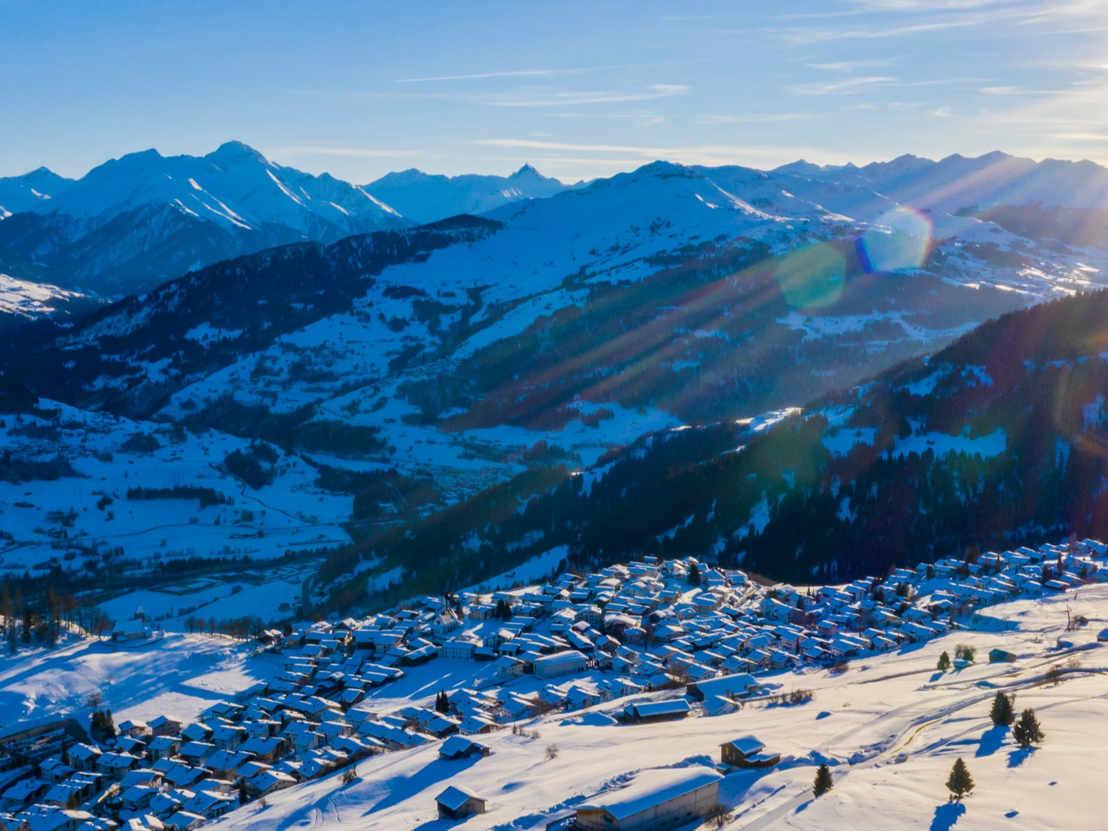The Swiss Ski Resort&nbsp;of&nbsp;Laax Unveils the Longest&nbsp;Treetop Walkway
