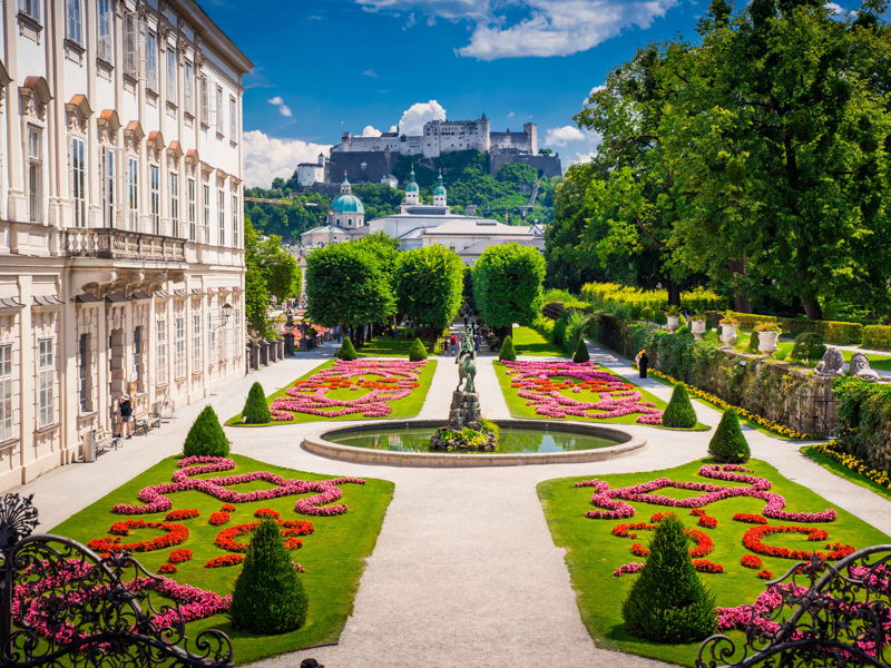 Das Schloss Mirabell in&nbsp;Salzburg war ein Geschenk des Erzbischofs Wolf Dietrich von Raitenau für&nbsp;seine Geliebte.