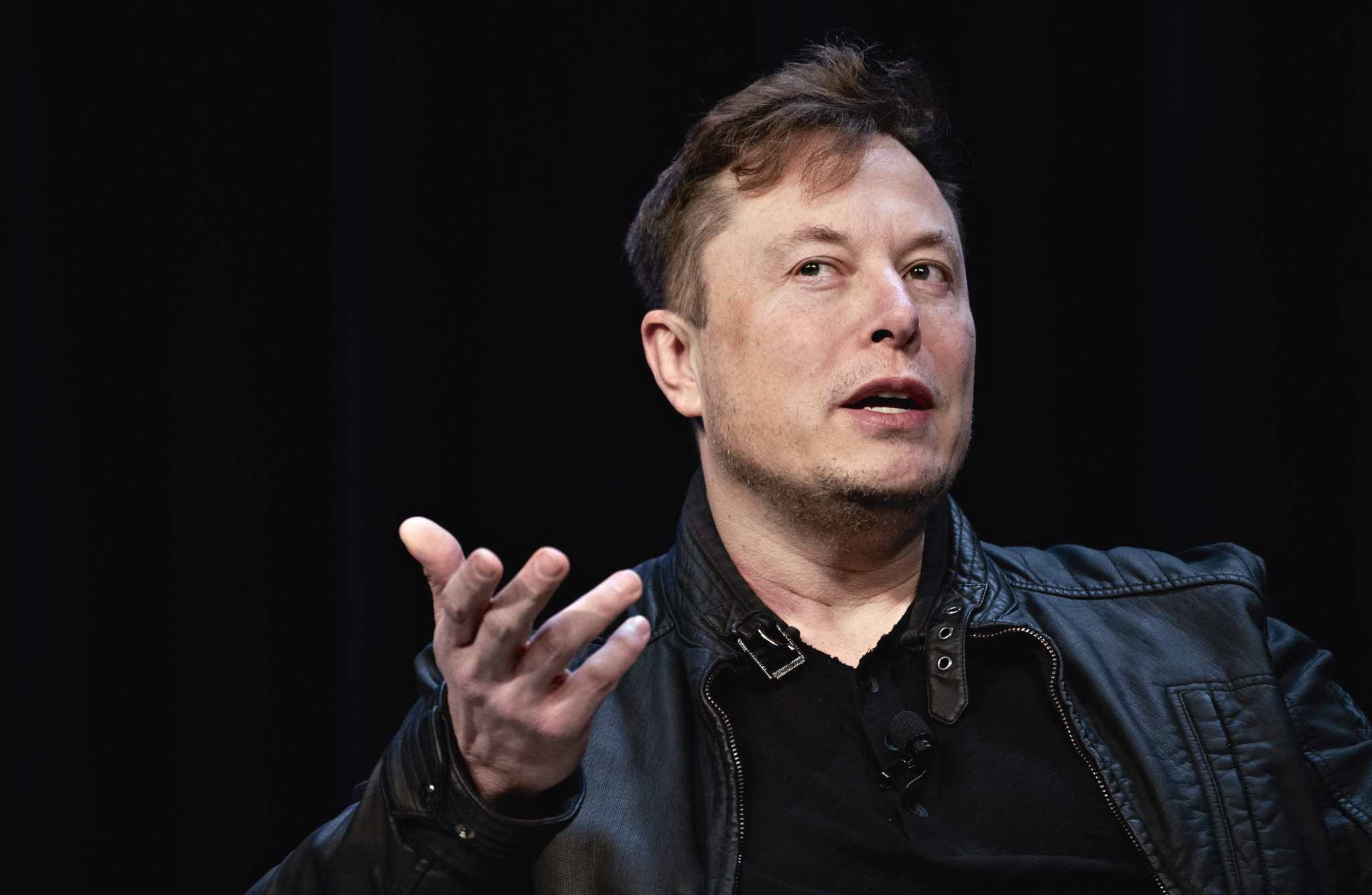 Für seine utopisch erscheinenden Ideen wurde Elon Musk anfangs häufig verlacht. Doch spätestens seit dem Erfolg von Tesla weiß man: Er meint es ernst. Dass aus Plänen wie dem Hyperloop und dem Tunnelsystem der »Boring Company« Realität werden, ist für Musk nur eine Frage der Zeit.