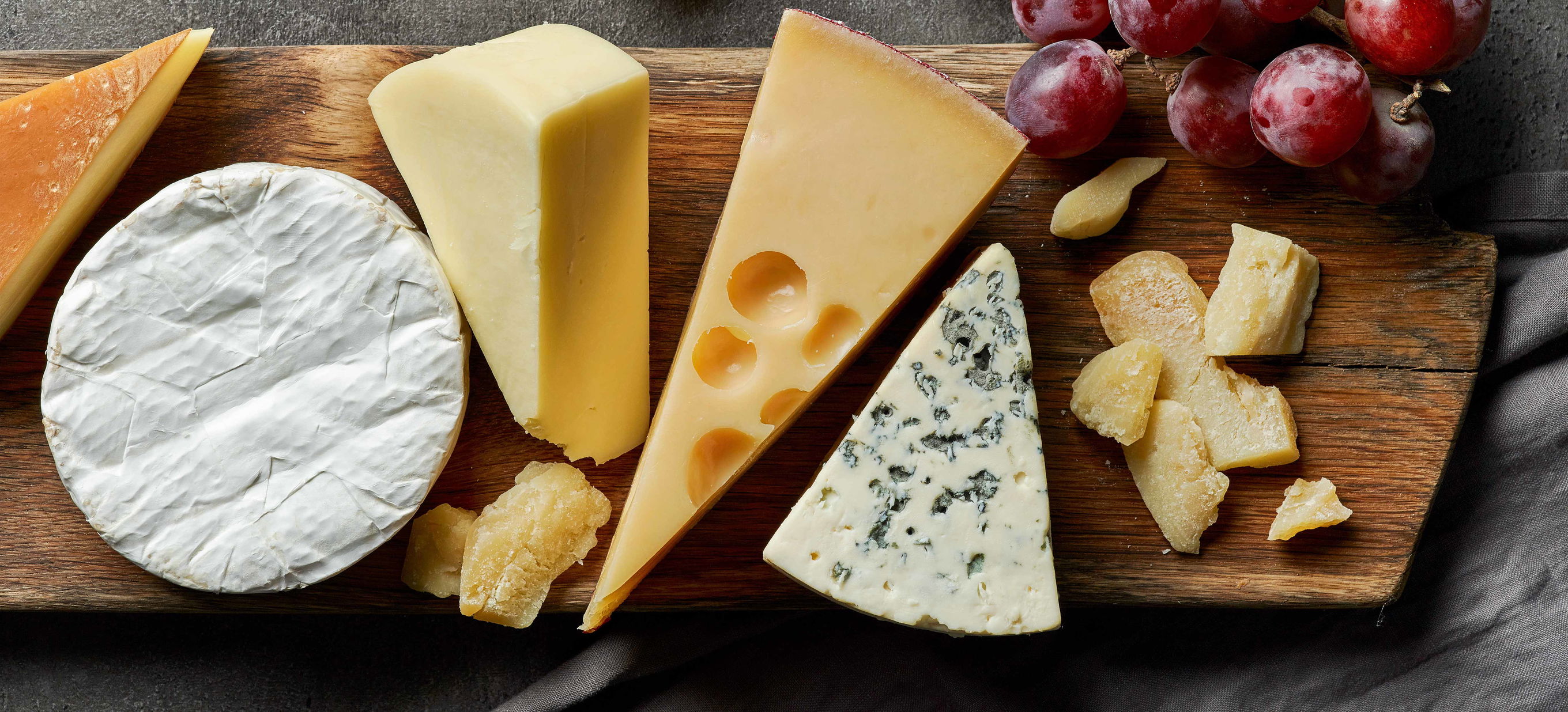 Vacherin, Parmesan and Co: How Long Can Cheese Really Be Kept? - Falstaff