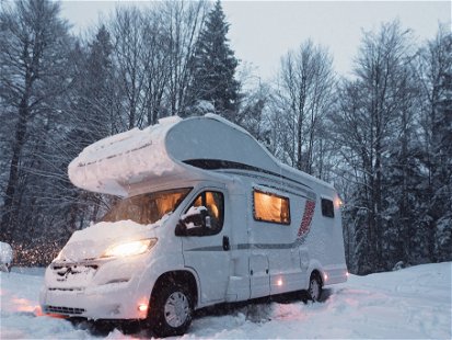Camping: Schnee und Minusgrade schrecken nicht ab.