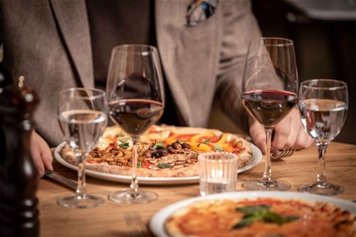 Rudi Bindella jr. setzt noch einen drauf: In der Schweiz wird er bald ein Gourmetlokal mit Pizza&nbsp;und Wein eröffnen.