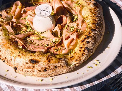Gehört zu den Pionieren der Pizza Napoletana in der Schweiz: Das Napulé in Meilen, das heute auch weiterere Standorte betreibt.