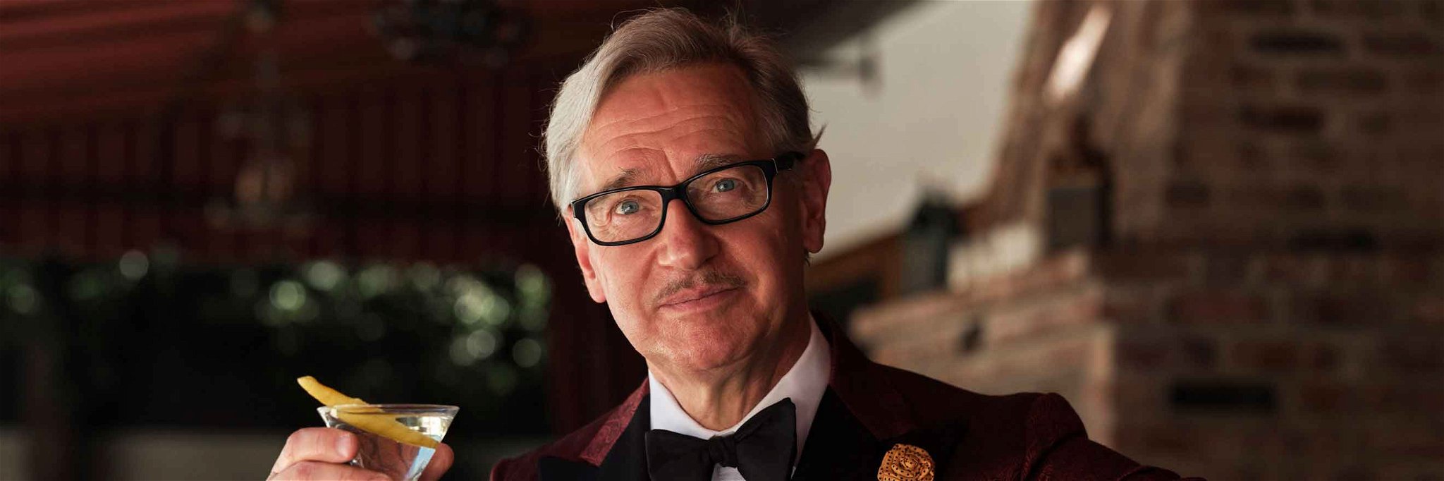 Paul Feig in cocktail mood