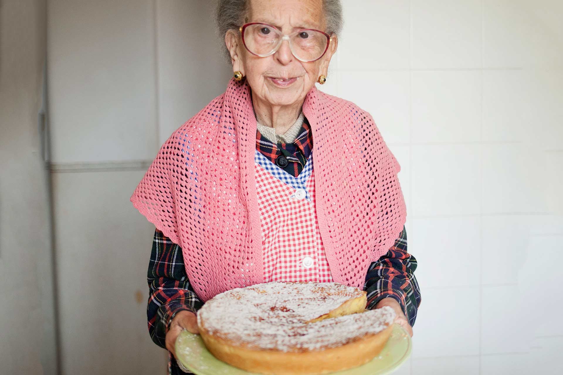Rita Pacifico ist 92 Jahre alt, trotzdem bäckt die kampanische Nonna noch jedes Jahr vor Ostern mindestens zehn&nbsp;Pastieras für ihre Familie.