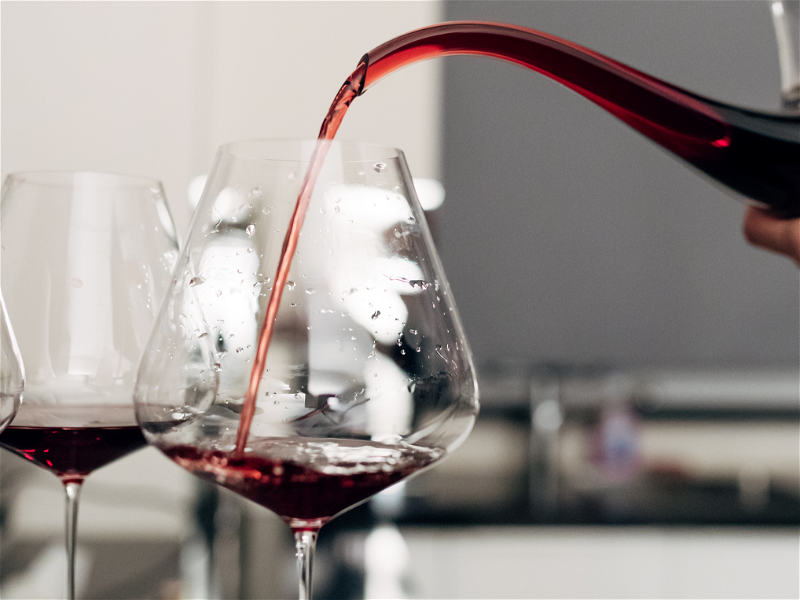 Decanting Burgundy? A delicate decision...