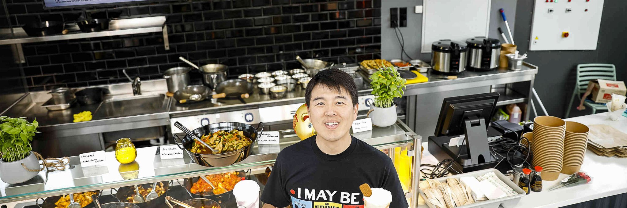 Der Grazer Gastro-Unternehmer, Thomas Liu, in seiner neuesten Gastronomie.