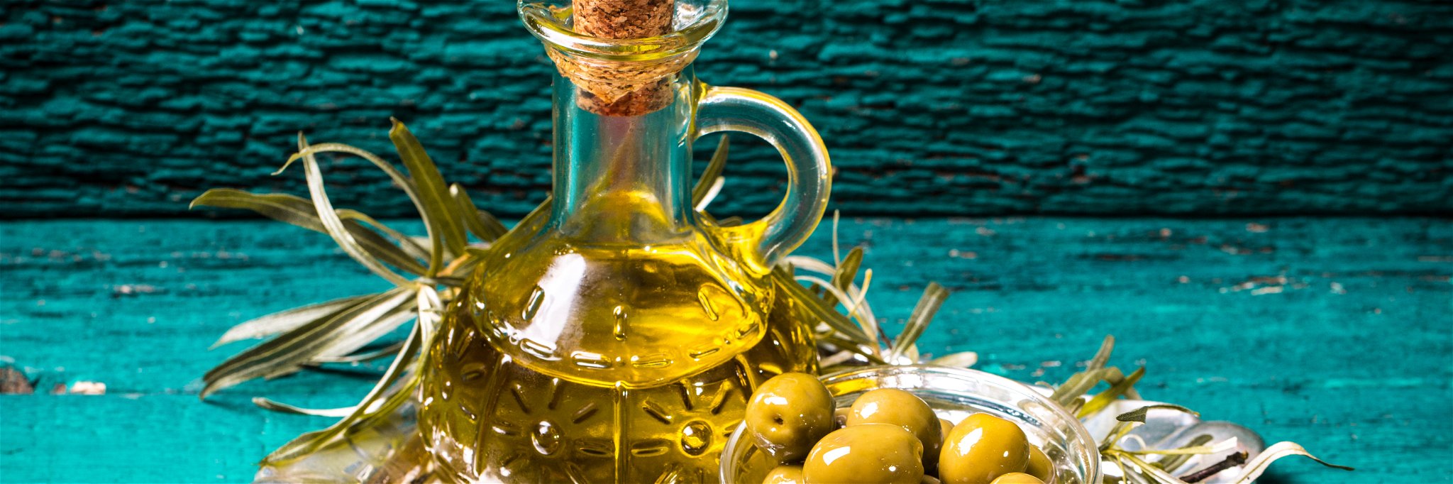 Extra&nbsp;virgin olive oil&nbsp;is&nbsp;often considered to be the healthiest type of olive oil