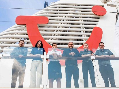 In Kooperation mit dem WIFI Tirol durften die neuen Crew-Mitglieder Ende April 2022 an Bord der »Mein Schiff 3« erstmalig in See stechen.
