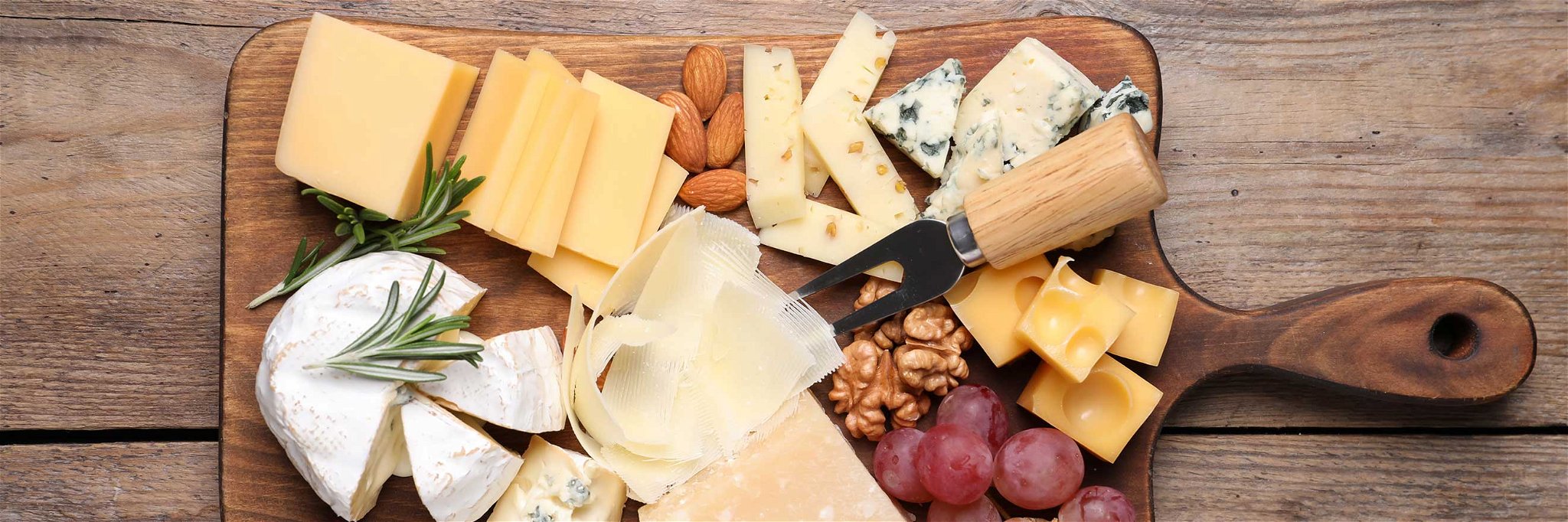 Die Vielfalt von Käse möchte die AMA mit ihrem Buch »Easy Cheesy« vermitteln.