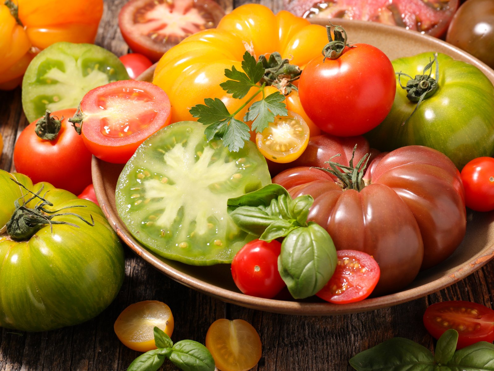 There are more than 10,000 tomato varieties.