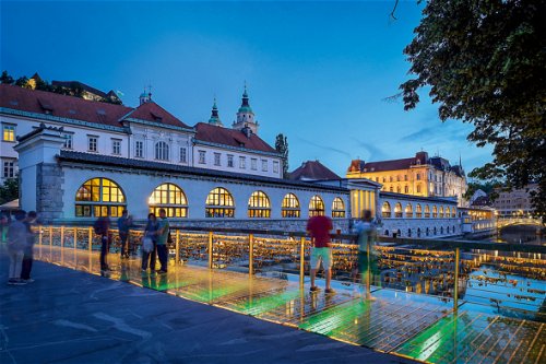 Stararchitekt. Jože Plečnik ist die slowenische Architektur-Ikone, die Laibach geprägt hat. Auch die Markthallen mit den Arkaden, die seinen Namen tragen