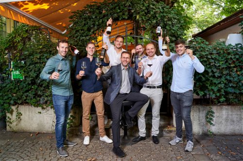 Die sechs Finalisten der&nbsp;Schlossquadrat-Trophy 2023 mit&nbsp;Jürgen Geyer
