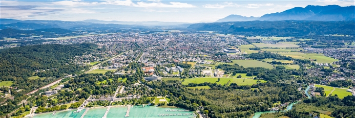 Klagenfurt/Celovec. Die Nähe der Stadt zu Italien und Slowenien ist der perfekte Ausgangspunkt für eine kulinarisch-kulturelle Reise hinein ins Alpen-Adria-Lebensgefühl.