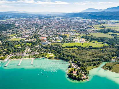 Klagenfurt/Celovec. Die Nähe der Stadt zu Italien und Slowenien ist der perfekte Ausgangspunkt für eine kulinarisch-kulturelle Reise hinein ins Alpen-Adria-Lebensgefühl.