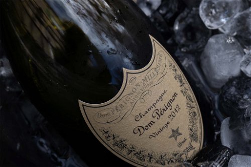 Neben Weinen aus Spanien wurde Champagner vom Hause Dom Pérignon ausgeschenkt.
