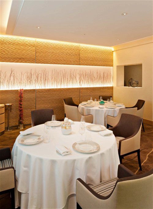 Nicht nur in der Schweiz, sondern auch weltweit gilt Franck Giovanninis Drei-Sterne-Restaurant «Hôtel de Ville» in Crissier als Institution.
