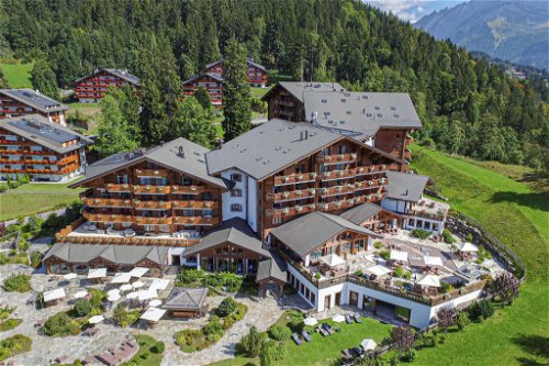 Das Luxus-Resort «Chalet RoyAlp Hôtel &amp; Spa» mitten im Skigebiet von Villars-sur-Ollon ist im Winter wie im Sommer ein Ort der Ruhe und Entspannung.