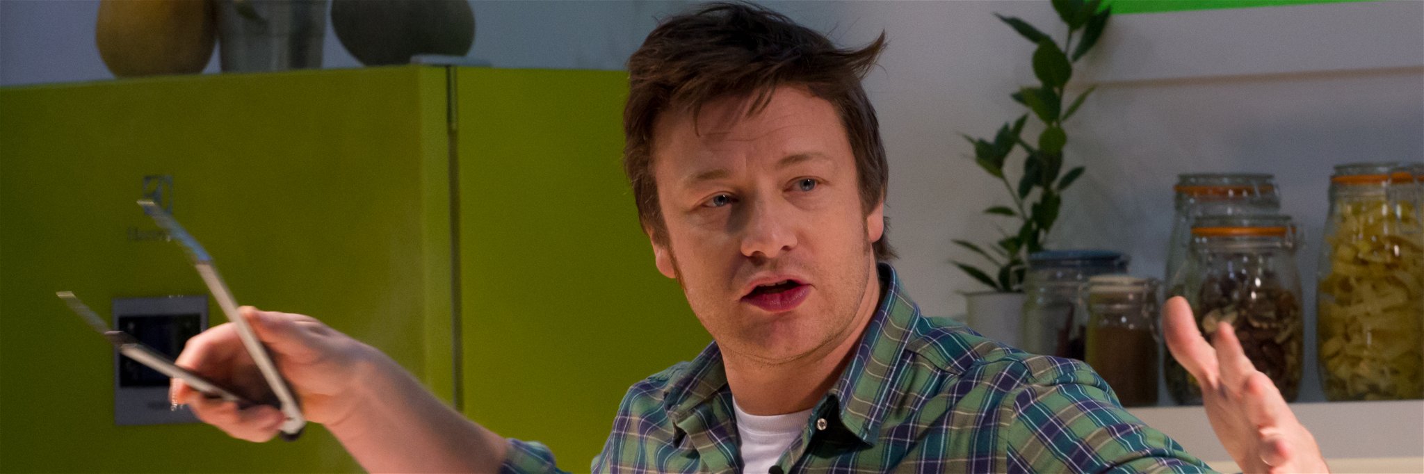  RTL lässt Jamie Oliver kochen.