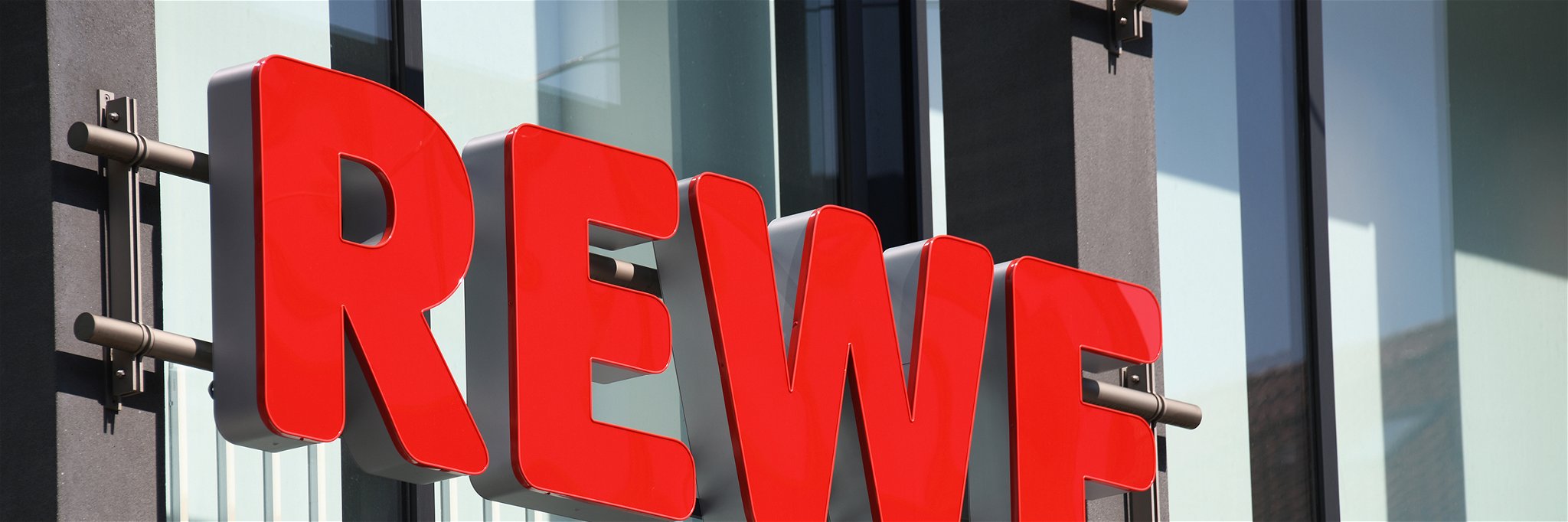 Retail group Rewe has suspended its partnership agreement with the DFB.