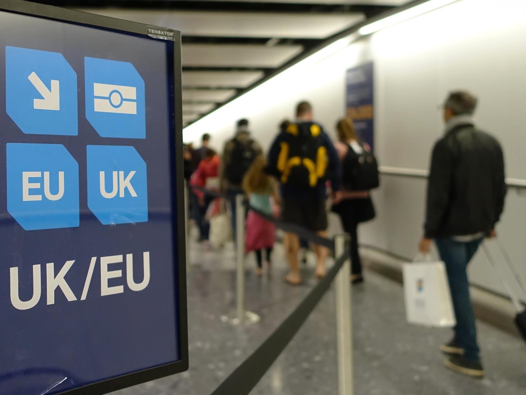 UK travellers heading to the EU will have to apply online for a VISA exemption.