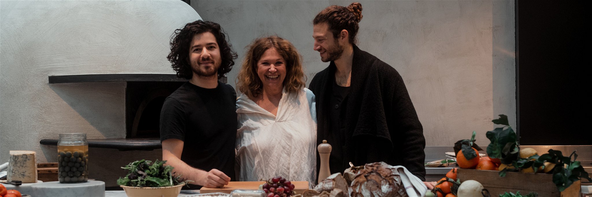 Küchenchef Elihay Berliner bringt mit Haya und Nuriel Molcho ein neues Lokal an den Start (v.l.n.r).
