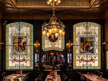 Das »Le Falstaff« zählt zu den schönsten Brasserie-Restaurants im Jugendstil und befindet sich im Herzen der Stadt.