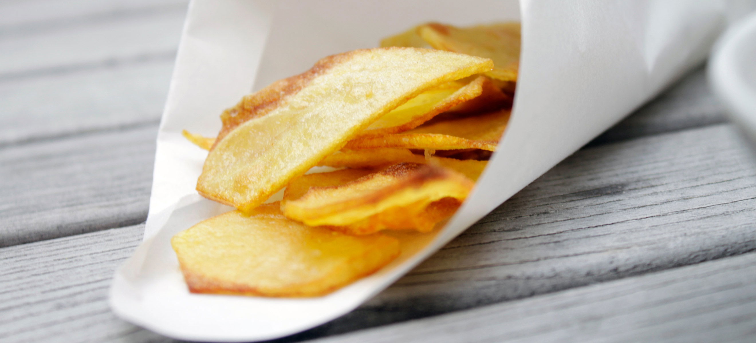 Kartoffel-Chips mit Chili-Limetten-Dip - Rezepte - Falstaff