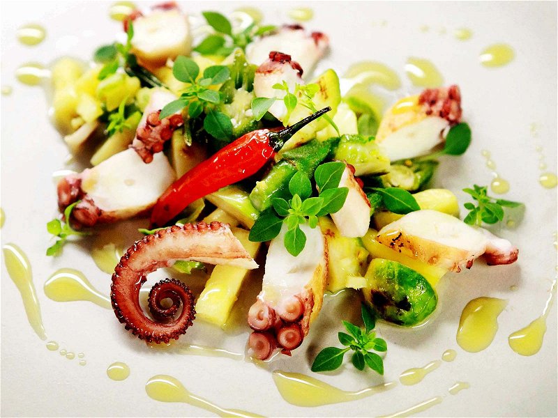 Oktopus / Exotischer Salat 